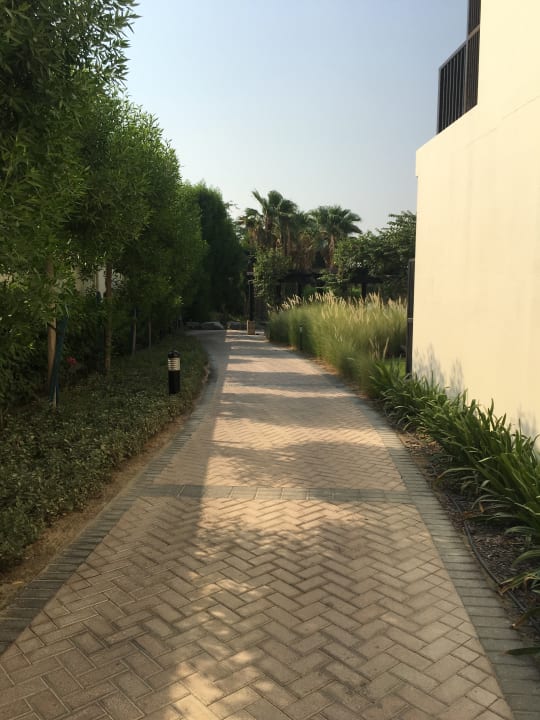 Außenansicht JA Palm Tree Court