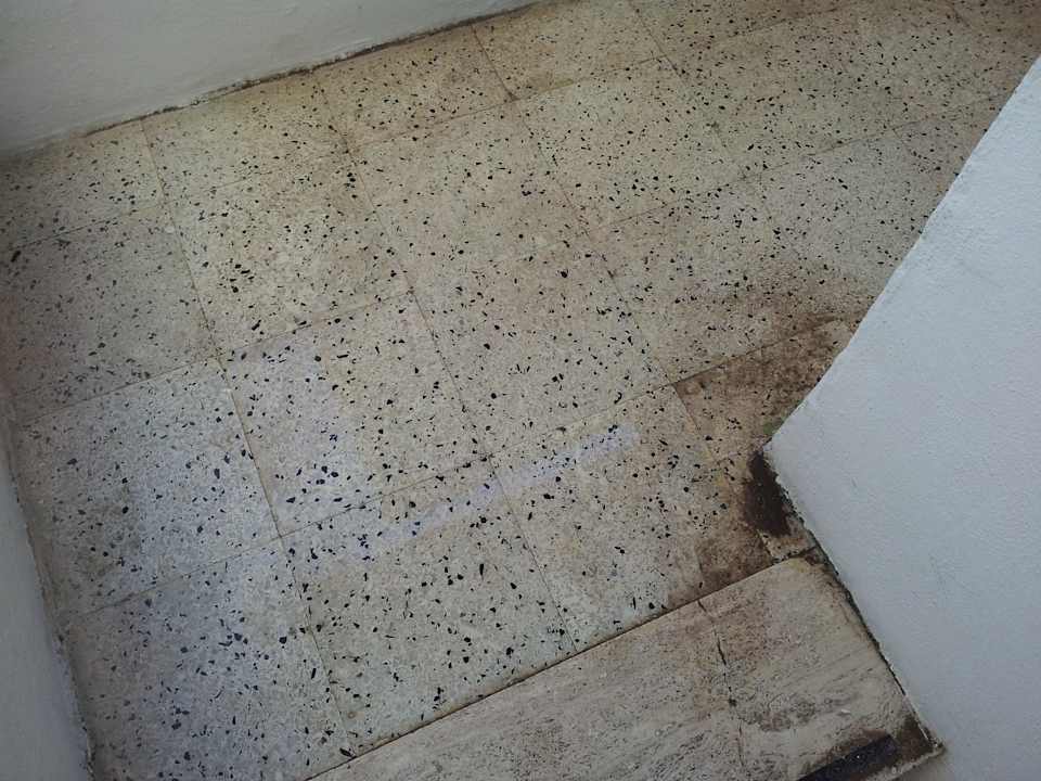 Zugang zum Zimmer Hotel Club Salina Wharf