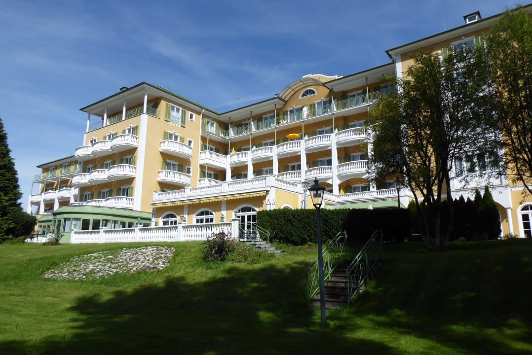 Außenansicht Das Alpenhaus Gasteinertal