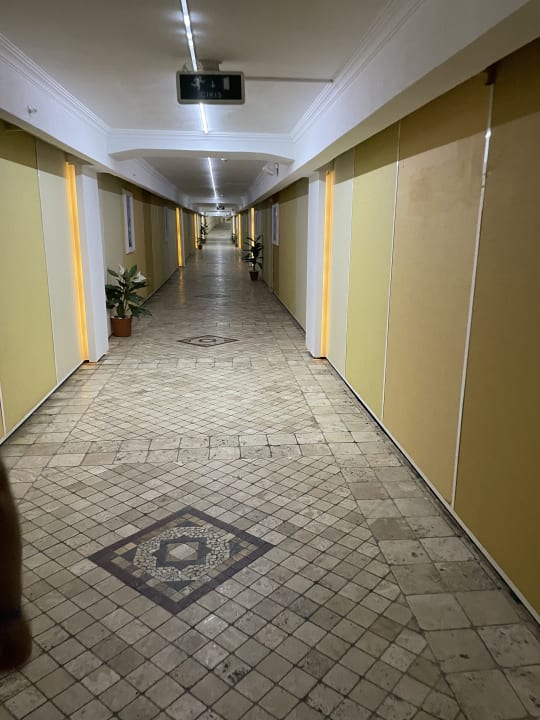 Zimmer Aska Hotel Just in Beach