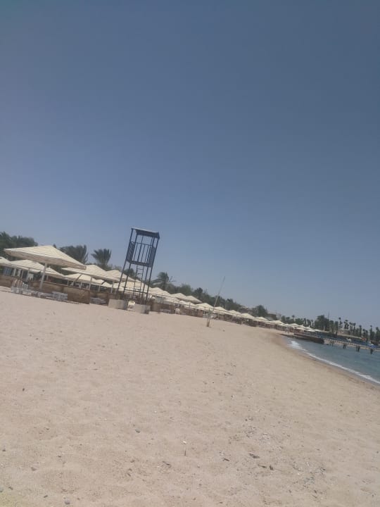 Strand Menaville Safaga