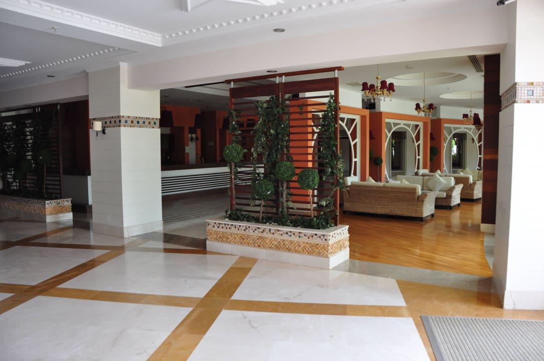 Bar Saphir Resort & Spa