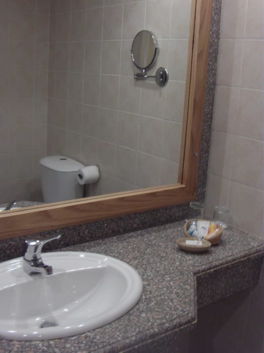 Bad Zimmer 1919 Pickalbatros Dana Beach Resort - Hurghada