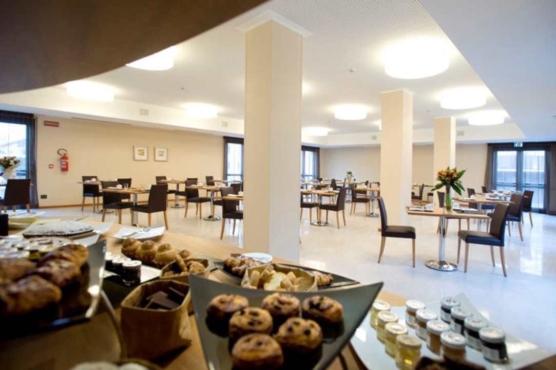 Sala colazioni Hotel Napoleon