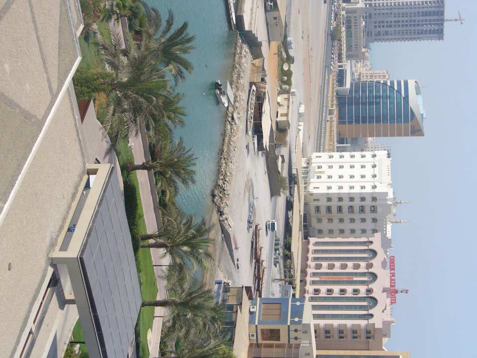 Ausblick zur Lagune Hilton Garden Inn Ras Al Khaimah