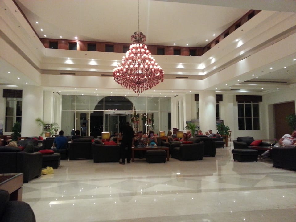 Lobby mit viel Platz Cleopatra Luxury Resort Makadi Bay