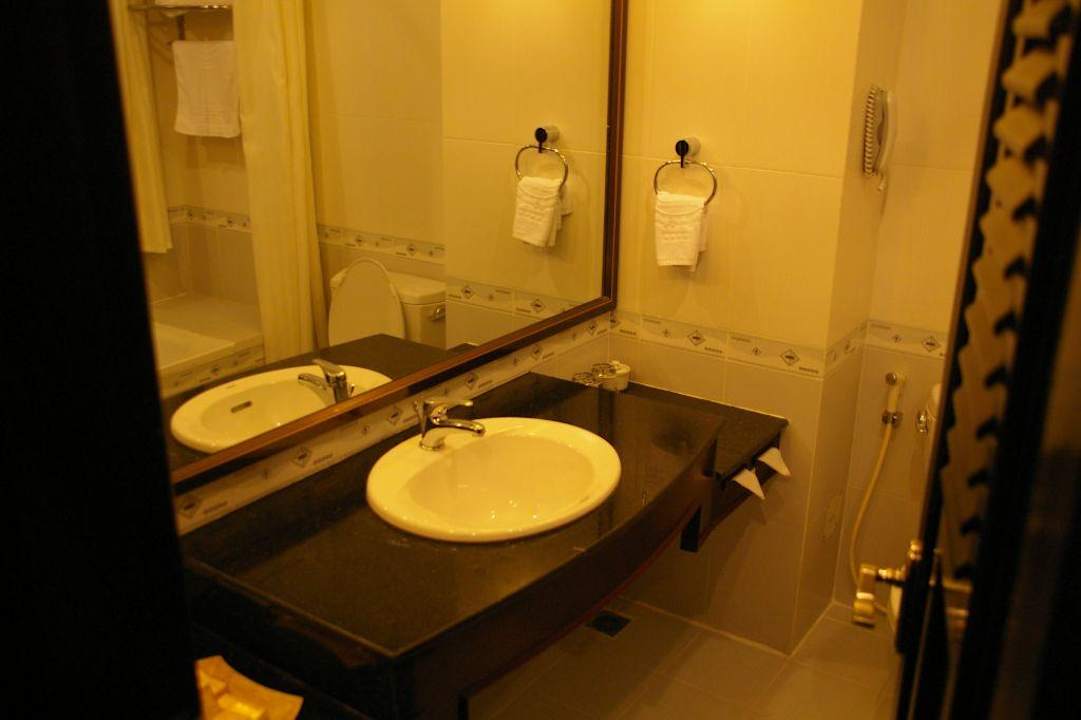 Badezimmer Hotel Huong Giang