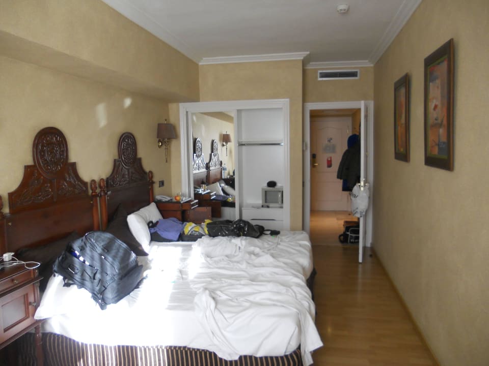Schönes großes Zimmer Sallés Hotel Pere IV