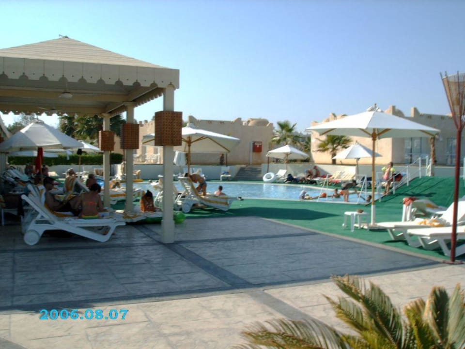 Hauptpool Reef Oasis Beach Resort