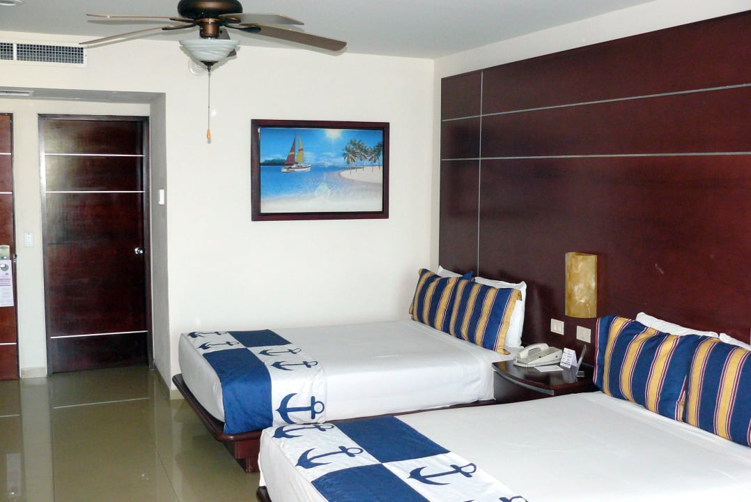 Pokój Seadust Cancun Family Resort