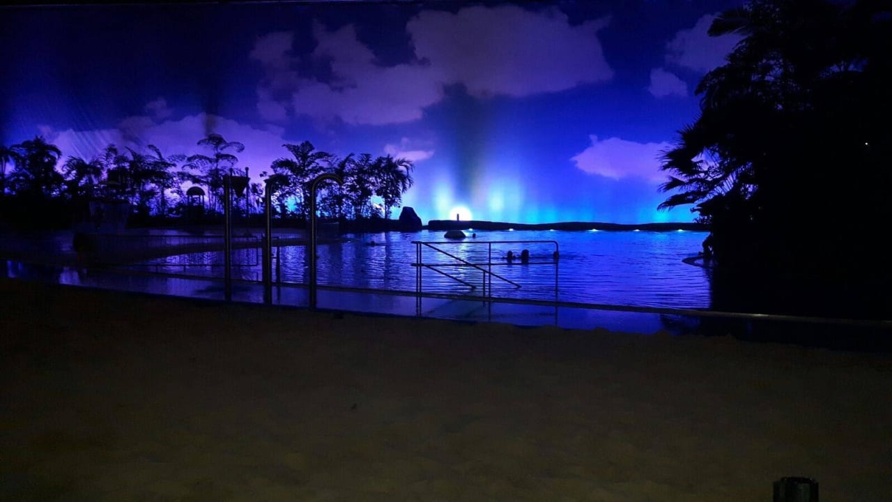 Südsee bei Nacht Tropical Islands Resort