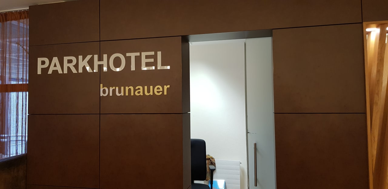 Lobby Parkhotel Brunauer