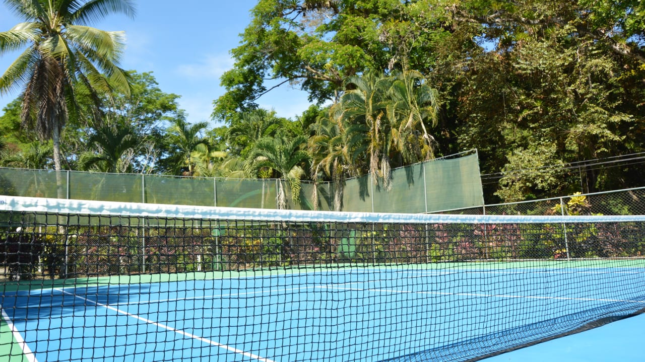 Pool Hotel Villas Rio Mar