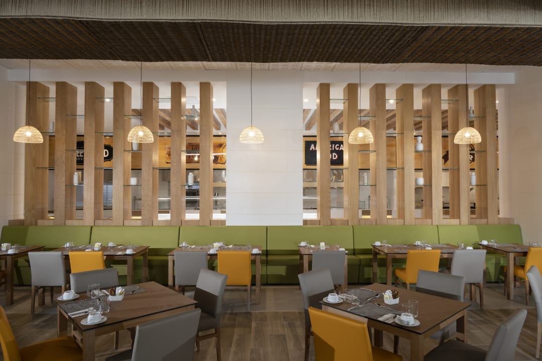 Gastro Serenade All Suites - Adults Only Resort