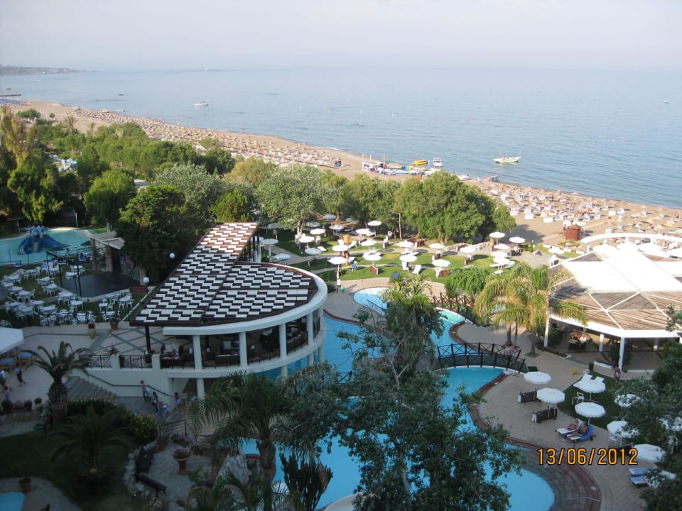 Poolanlage  mit Strandblick Hotel Calypso Beach