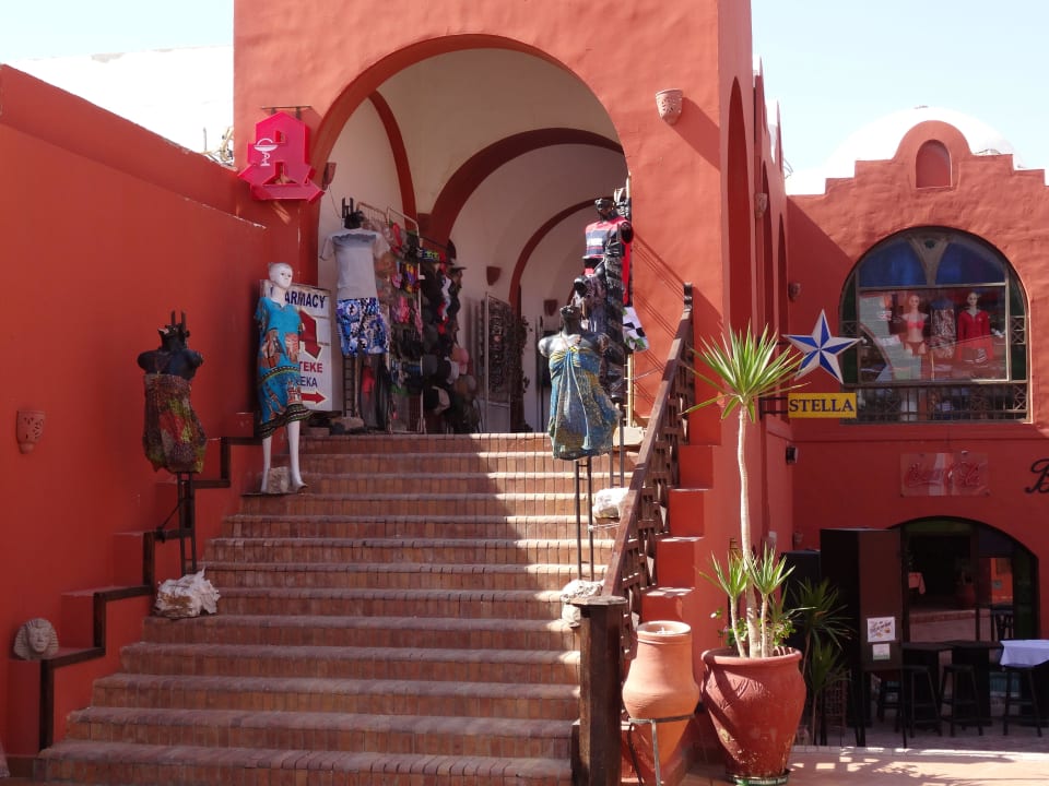 Basar Arabia Azur Resort