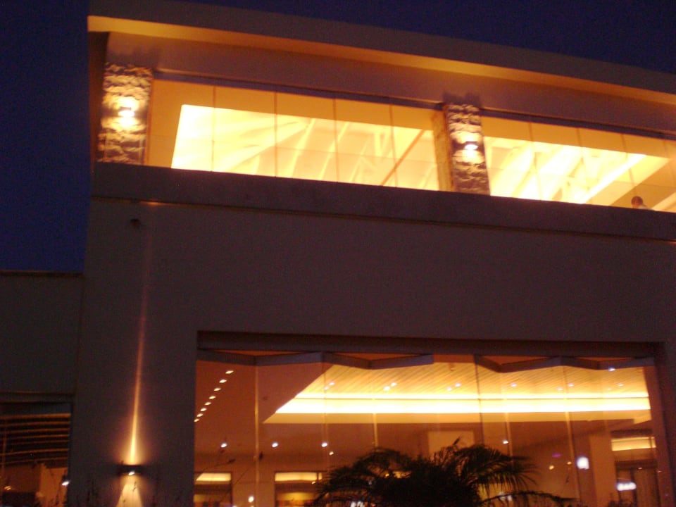 Dachrestaurant und Grillrestaurant Atlantica Mikri Poli Rhodes