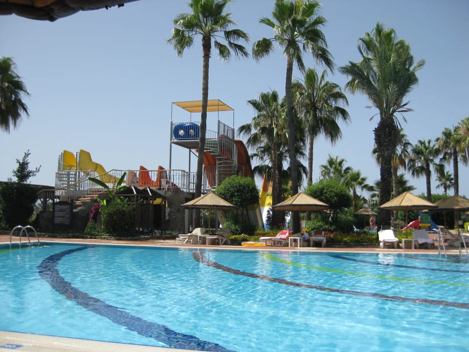 Wunderschön am pool  Hotel Defne Garden