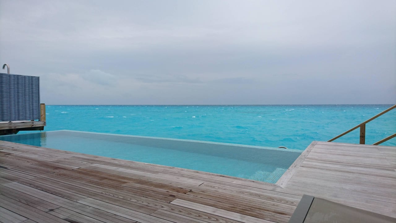 Waterpoolvilla  Kuramathi Maldives