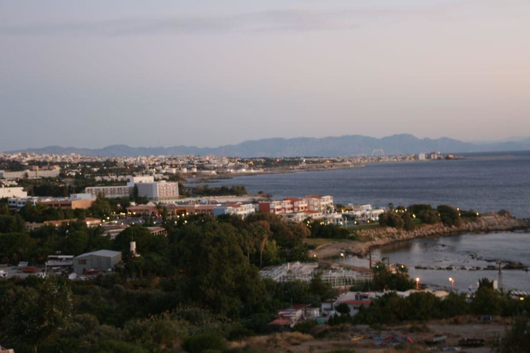 Blick vom Balkon auf Rhodos Stadt Kresten Palace Hotel