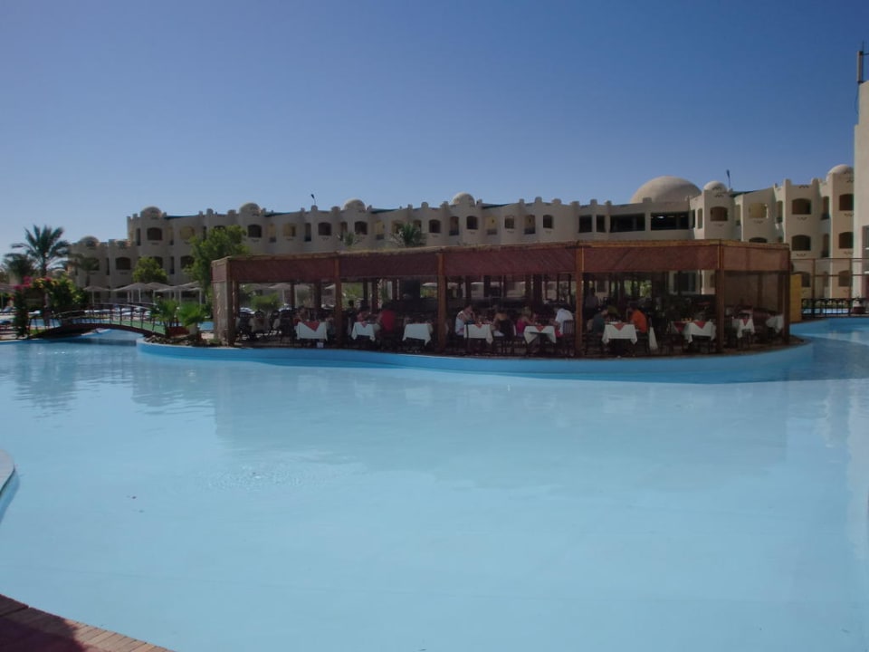 Außenbereich des Alladin-Restaurants Xanadu Club Makady Bay