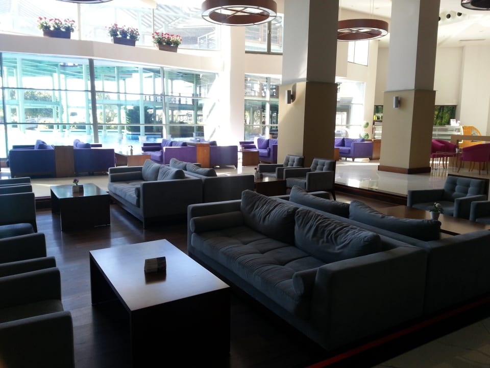 OASIS BAR Limak Lara Deluxe Hotel & Resort