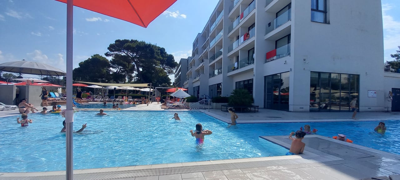 Pool Hotel Sipar Plava Laguna