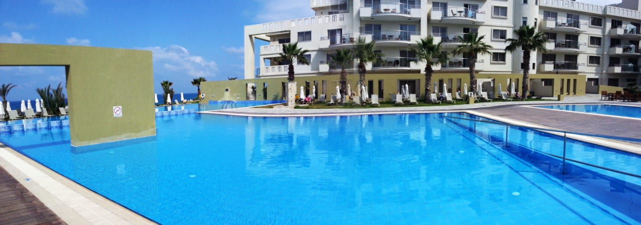 Outdoor swimming pool Hotel Capital Coast Resort & Spa