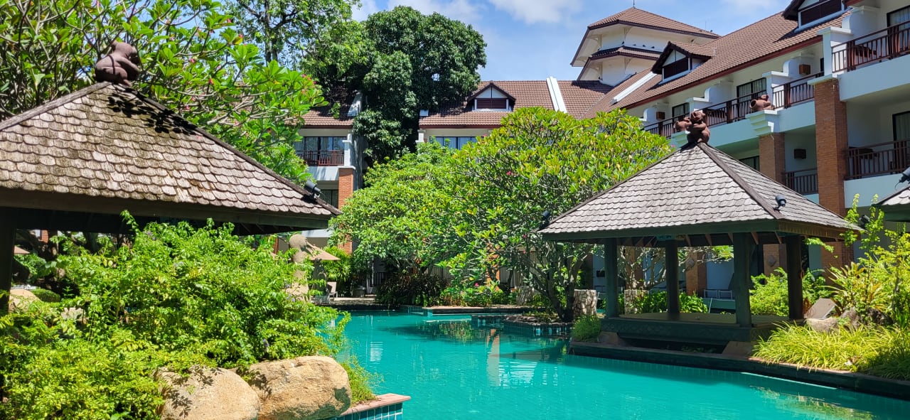 Pool Woodlands Hotel & Resort