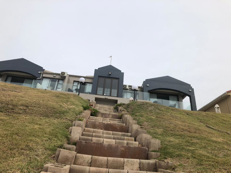 Gartenanlage Hotel Bay Lodge on the Beach