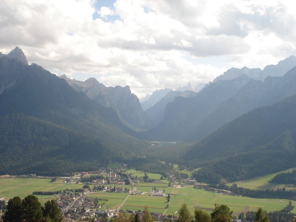 Uitzicht van uit het terras Alpenhotel Ratsberg
