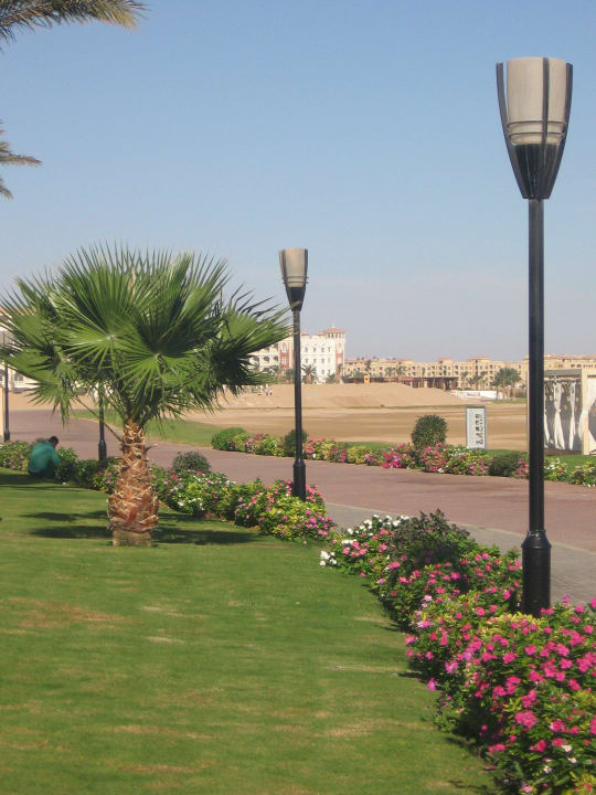 Strandpromenade Premier Le Reve Hotel & Spa