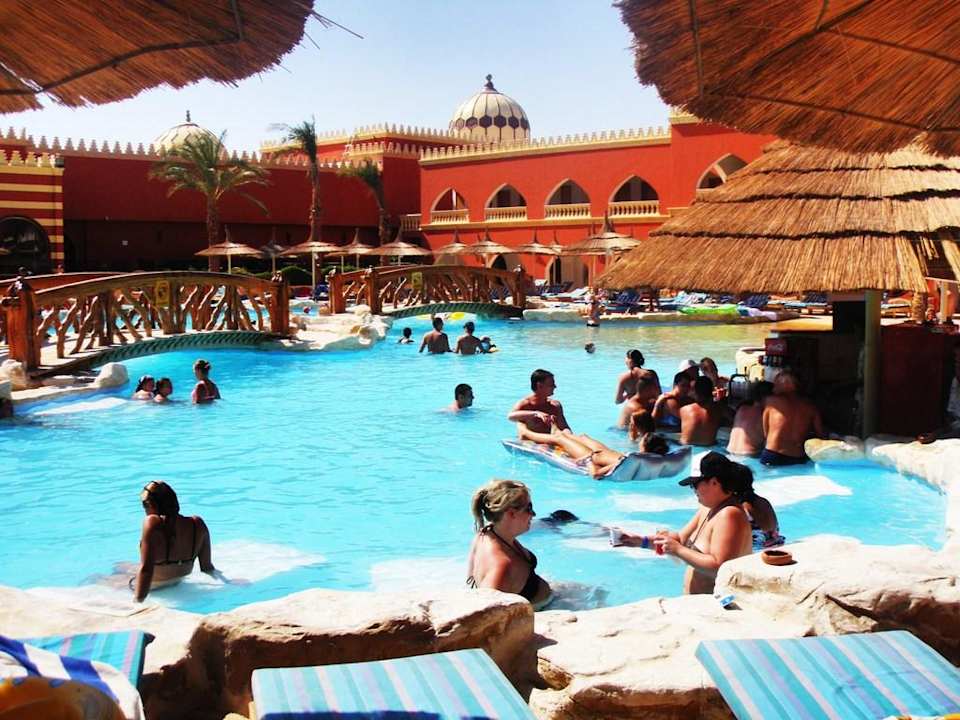 Die Poolbar Pickalbatros Alf Leila Wa Leila Resort - Neverland Hurghada