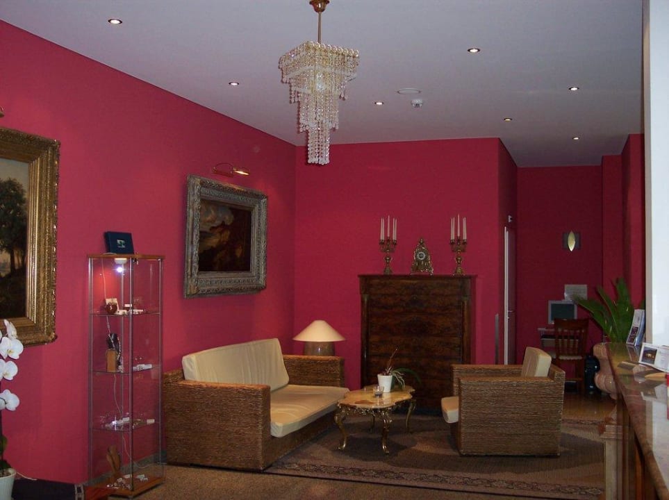 Vor der Rezeption Hotel Badehaus Goor