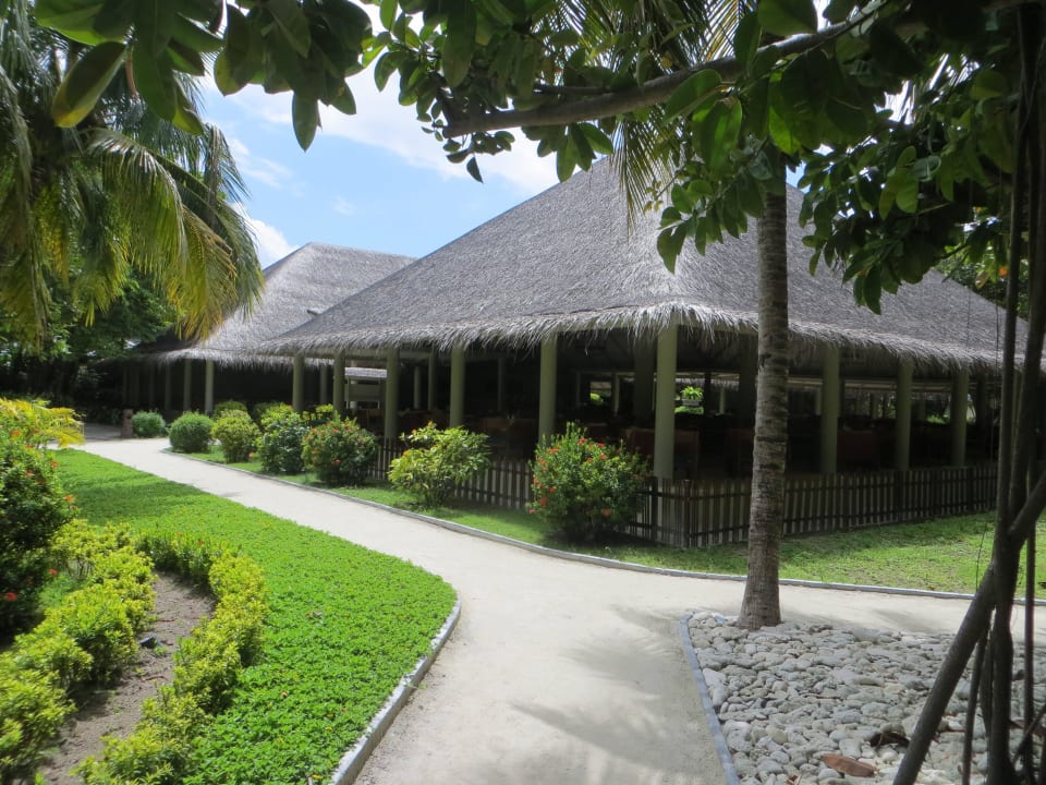 Das Main Restaurant von Außen Adaaran Select Hudhuran Fushi - Premium All Inclusive