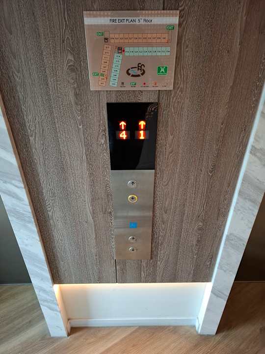 Lobby Hotel Amber Pattaya