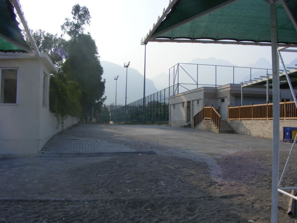 Der Weg zurück zum Hotel Greenwood Kemer Resort