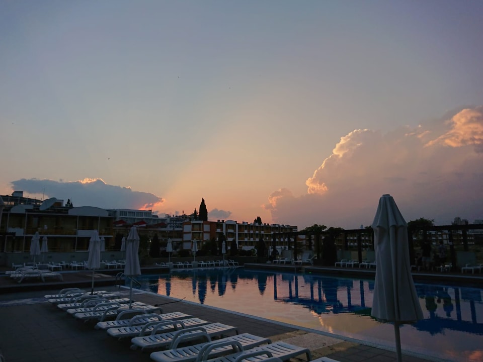 Pool Burgas Beach Hotel