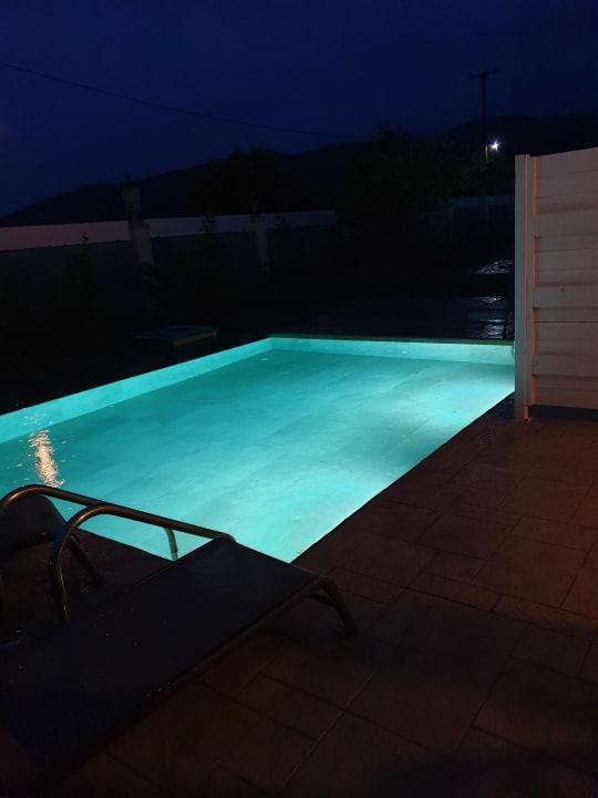 Pool Sandy Villas Resort