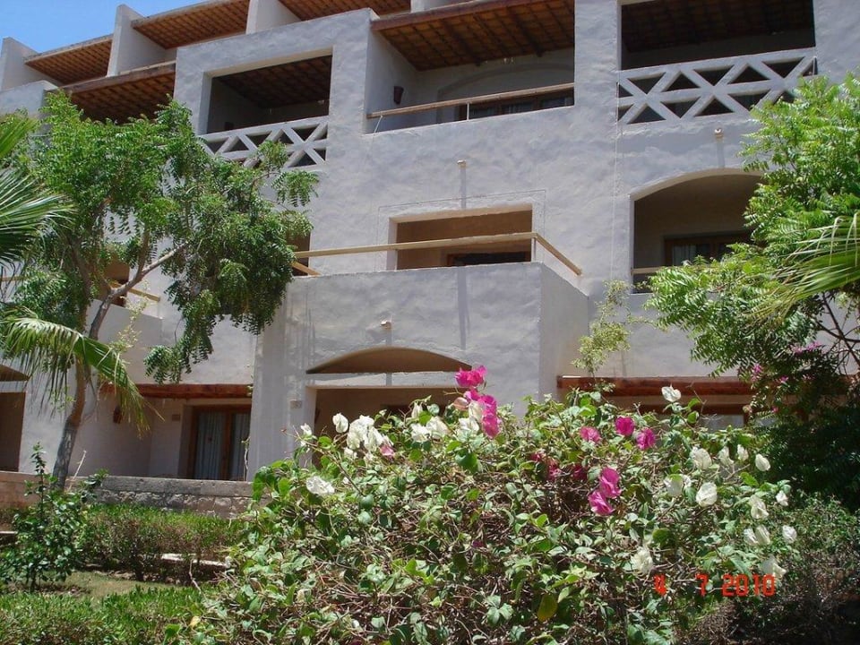Blick zu unserem Balkon Fort Arabesque Resort, Spa & Villas