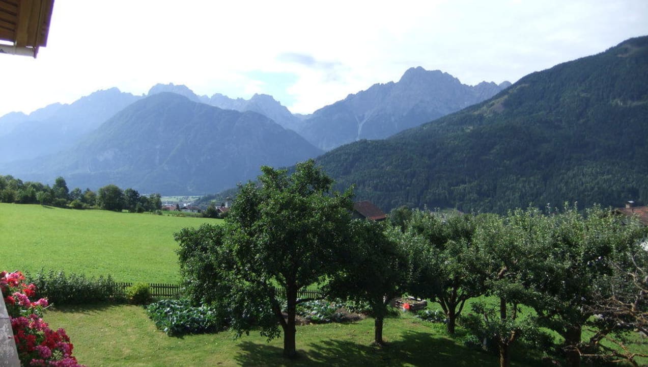 Aussicht vom Balkon Haus Dolomitenblick