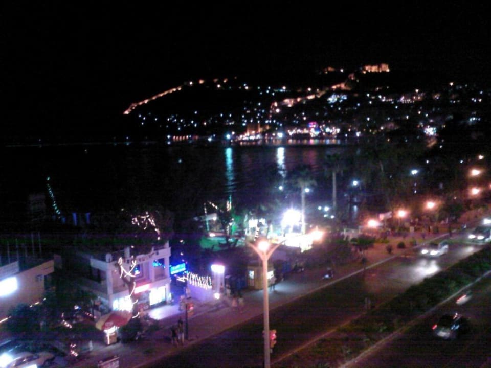 Blick vom Balkon Büyük Hotel