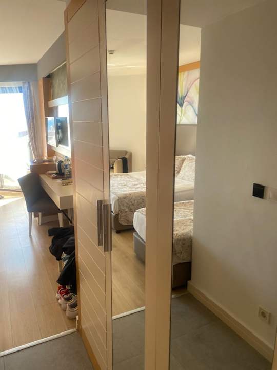 Zimmer Glamour Resort & Spa