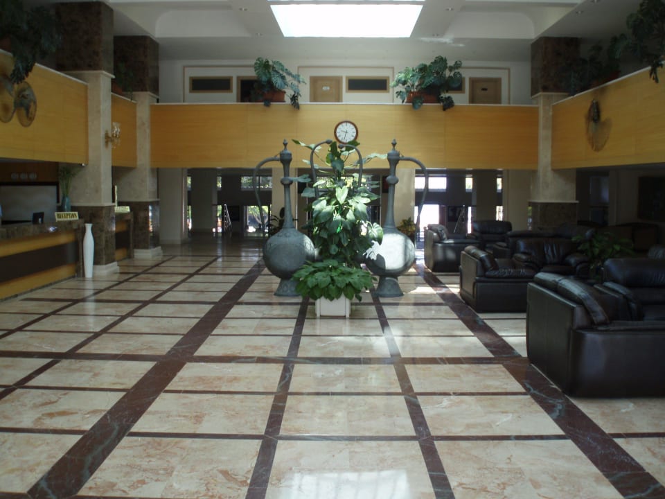 Lobby Top Hotel