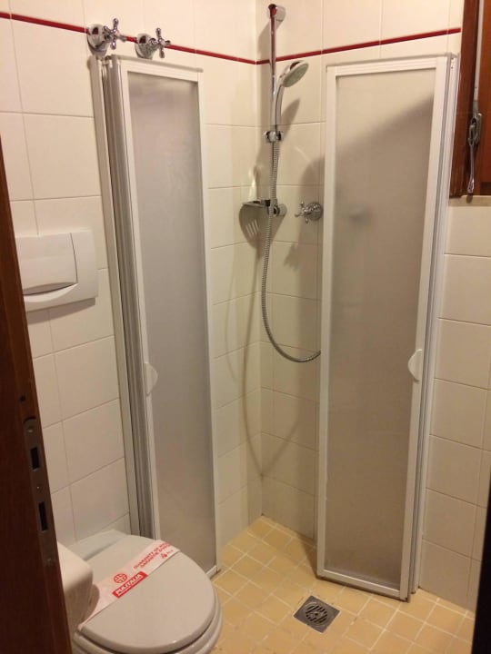 Blick ins Bad Hotel M14