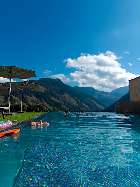 Pool Almfamilyhotel Scherer