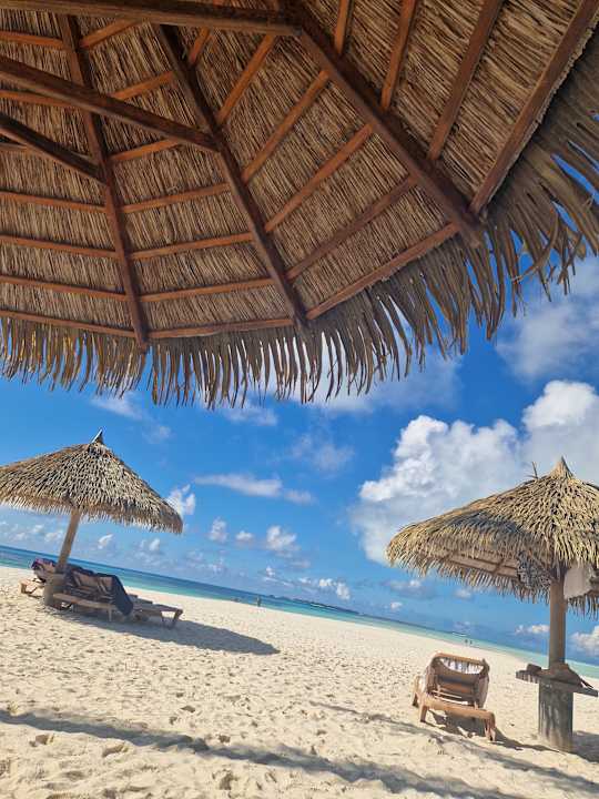 Strand Kuredu Island Resort & Spa