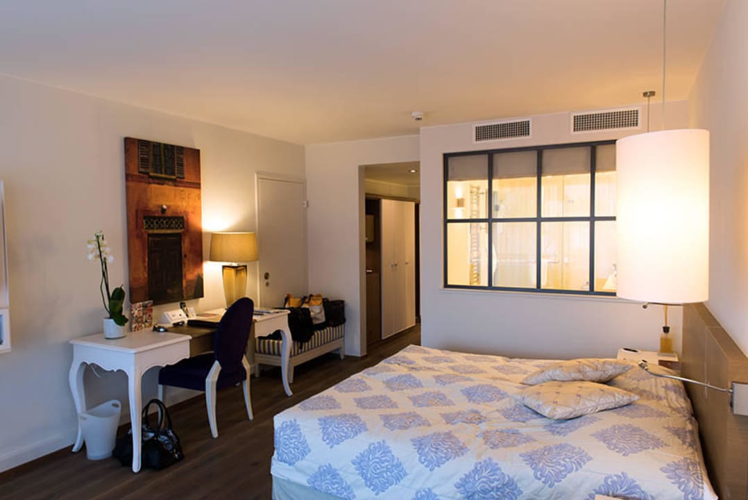 Stilvolles Zimmer (203) Hotel Giardino Ascona