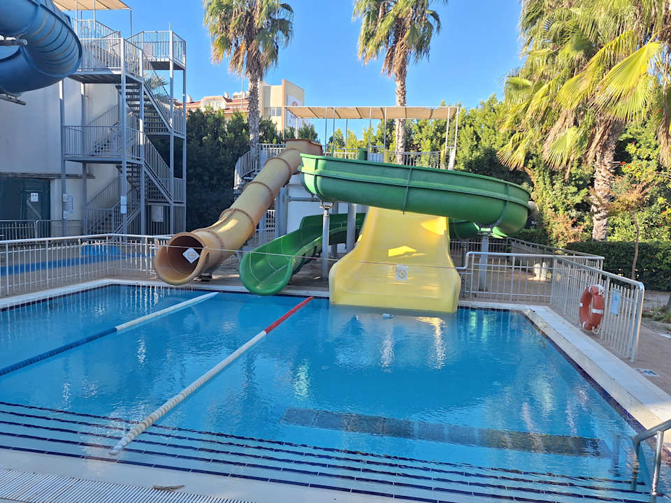 Pool Hane Family Resort