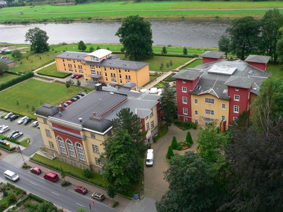 Parkhotelanlage vom Fahrstuhlturm aus Parkhotel Bad Schandau